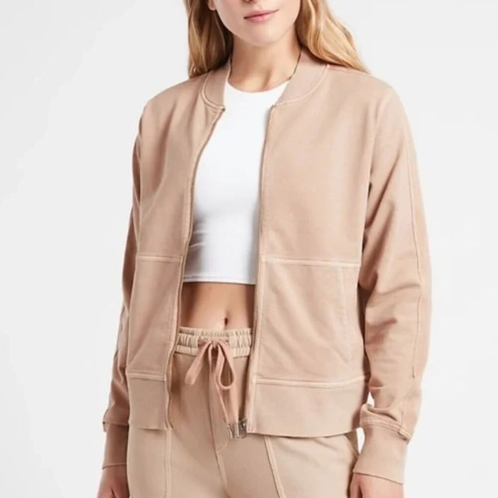 NWT Athleta Farralon Jacket size LARGE TALL in "mocha latte"